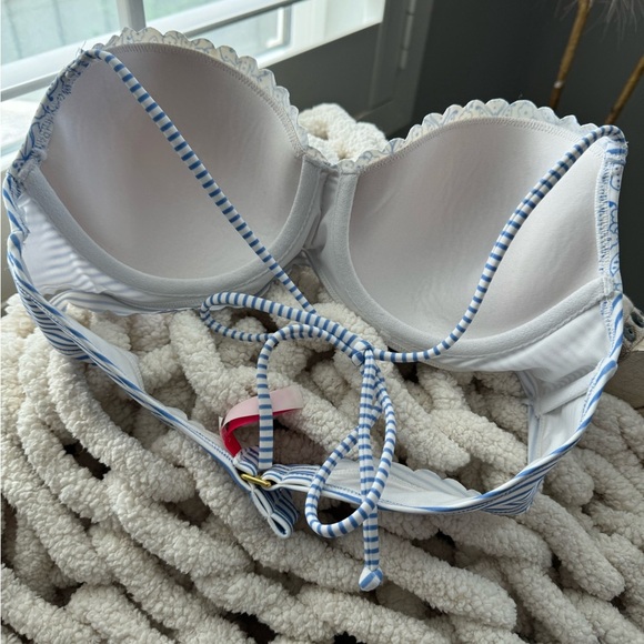 Victorias Secret scalloped edge bikini - Picture 6 of 7